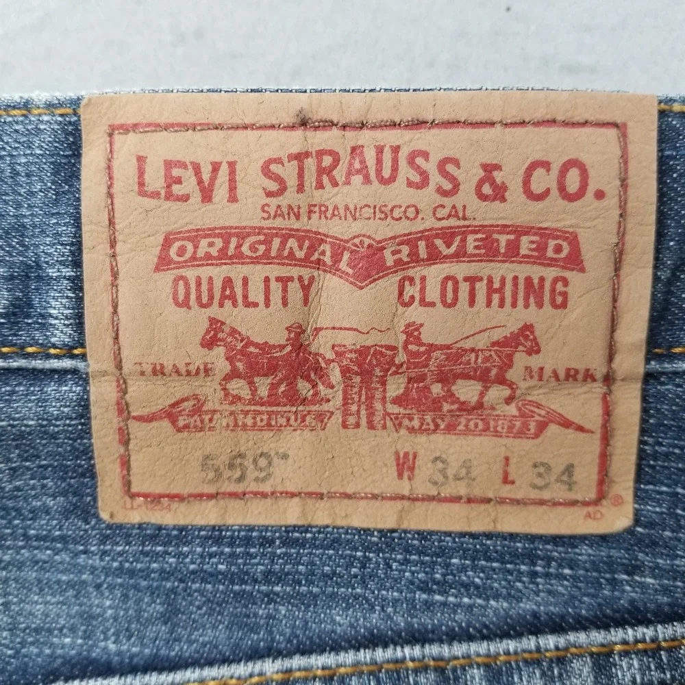 Levi's Jeans Mens 34x34 Blue 559 Relaxed Straight 100% Cotton Medium Wash Denim